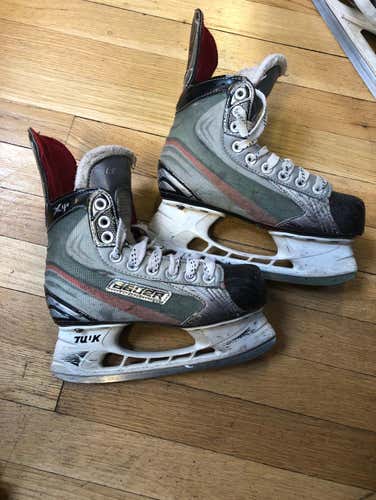Bauer X4.0 Jr Hockey Skates Size 2D