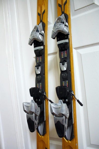 【激安アウトレット!】 HEAD 1100 BINDINGS TYROLIA CM 174 SIZE SKIS XRC I スキー