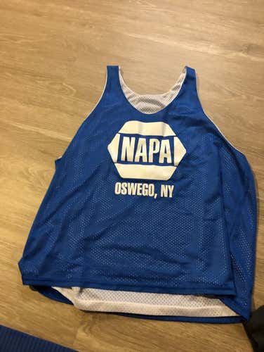 NAPA Pinnie