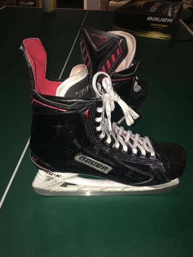Blacked Out Bauer Vapor 1X Skates 10.5D
