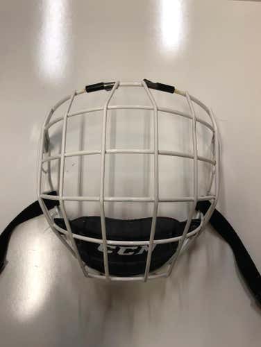 CCM FM580 Medium White Cage