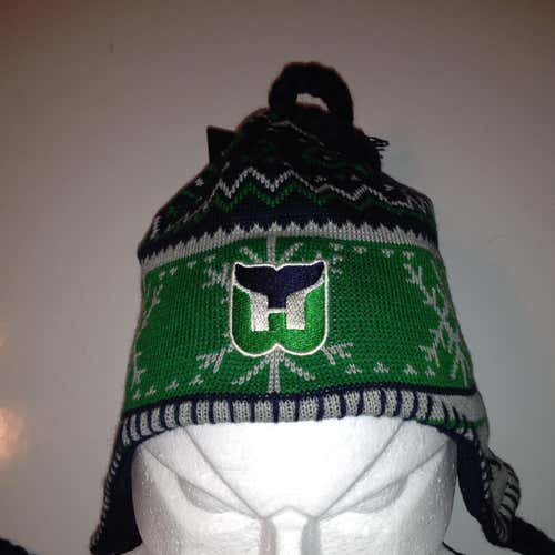 Hartford Whalers Old Time Hockey Tassel  Winter Hat NEW