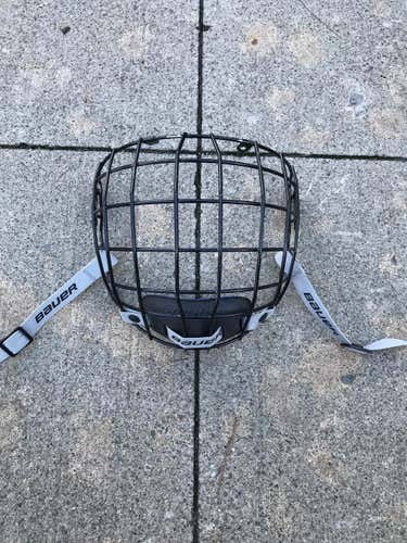 Bauer 7500 Cage Size L