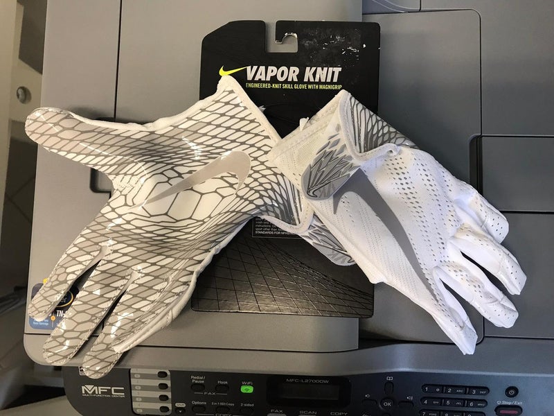 Nike Vapor Knit Wide Receiver Gloves