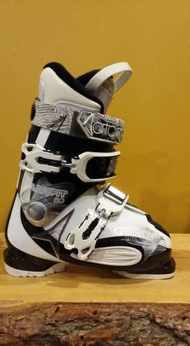 Ski Boots 23.5 ATOMIC LIVE FIT WOMAN / BIG KIDS (NEW) COMFY WARM GORGEOUS BOOTS