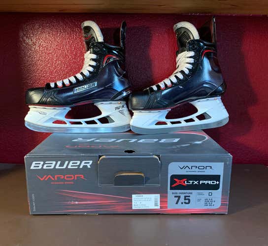 Bauer Vapor LTX PRO+ (worn 3 Times)