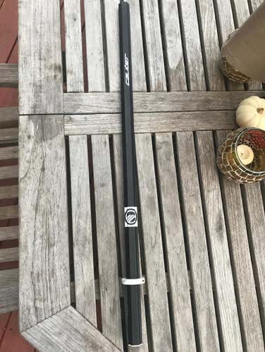Maverik Caliber 30 inch black shaft