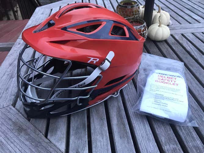 Cascade R Orange w Blue jaw and white chinstrap