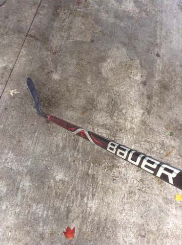 Like New Bauer 1X Lite Kane P88 Jr 50 Flex Lie 5 RH Griptac