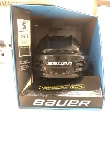 Bauer Reakt 200 Helmet - Black, Small, used