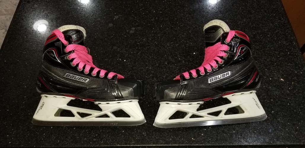 Bauer Goalie Skates Junior Size 6