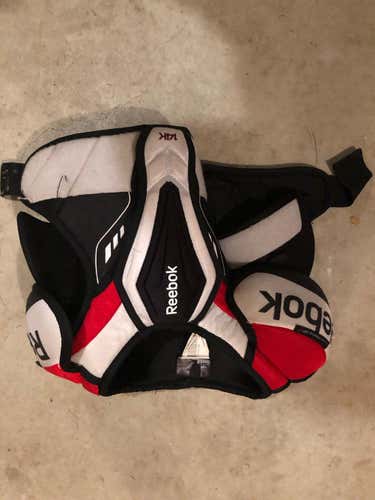 Reebok Senior Shoulder Pads