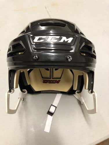 CCM Resistance 110 Size L Like New