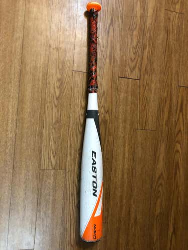 Easton Mako Bat