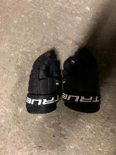 True Hockey Gloves