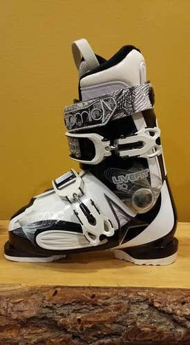Ski Boots 23.5 ATOMIC LIVE FIT WOMAN / BIG KIDS (NEW) COMFY WARM GORGEOUS BOOTS