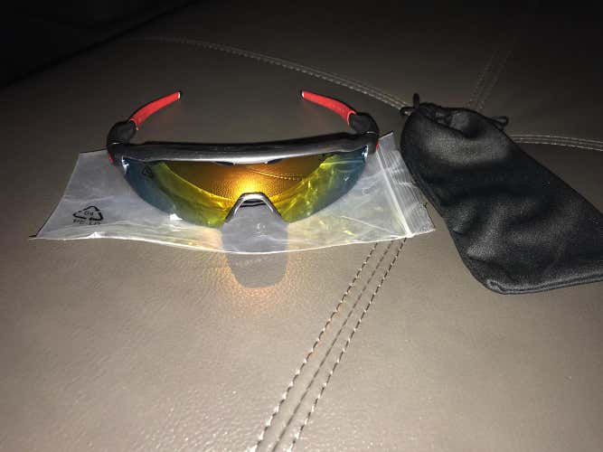 Oakley Radar Ev