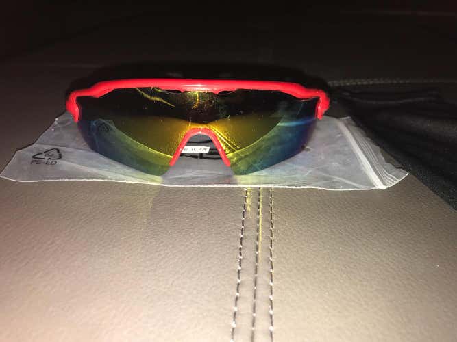 Oakley Radar Ev