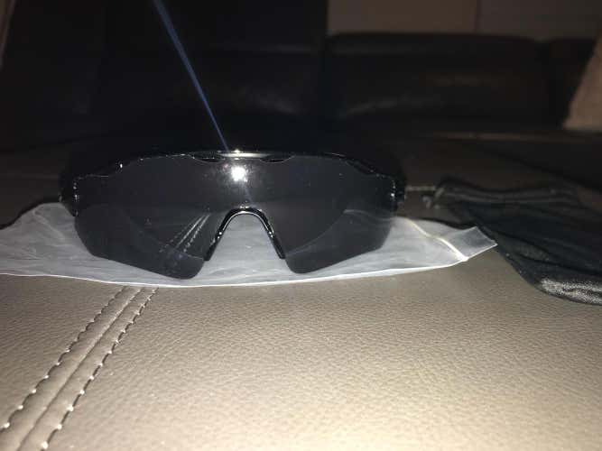 Oakley Radar Ev