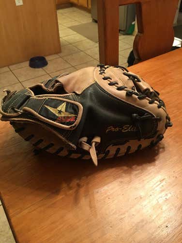 All Star CM3000SBT Catchers Mitt