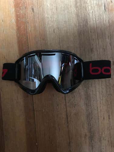 Bolle Ski/Snowboard Goggles (Adult)