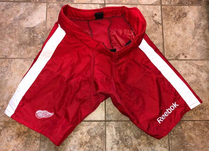Pro Stock Medium Reebok 9K Shell Detroit Red Wings