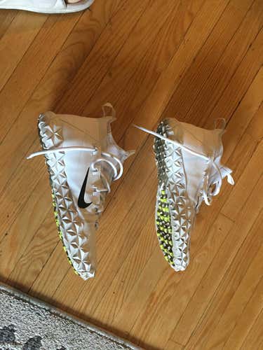 Nike Alpha Huarache 6 Elite Cleats