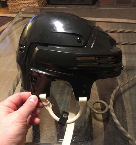 Bauer 4500 Senior Medium