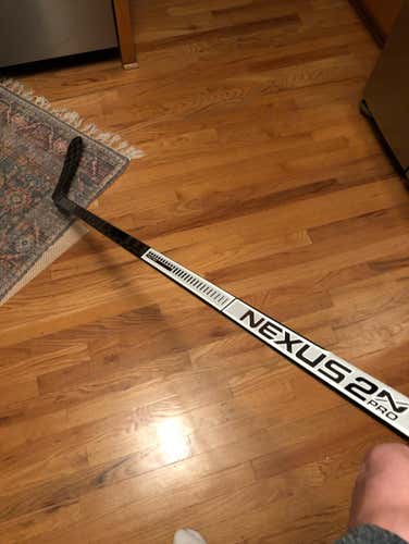 Bauer Nexus 2n Pro Custom White Stick