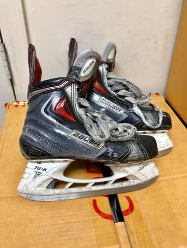 Bauer Vapor APX2 Ice Hockey Skates 5.0 D