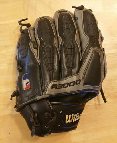 Wilson A3000 EXO K34 Professional Baseball Glove RH 12"
