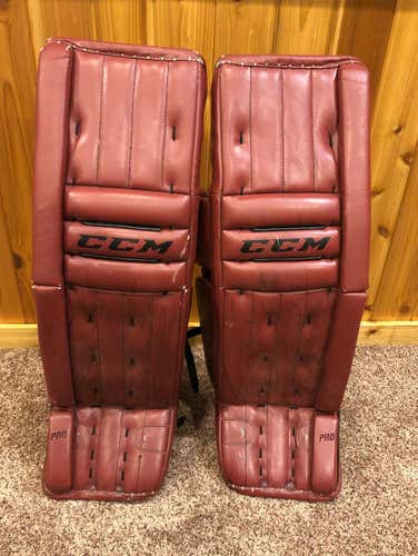 CCM Retro Flex Pro Leg Pads