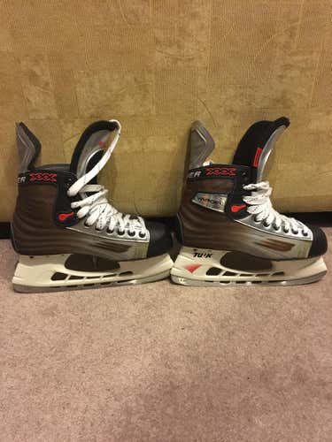 Prostock Bauer XXX Skates Senior Size 7 & 3/4EA