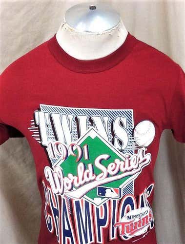 VINTAGE 1991 MINNESOTA TWINS "WORLD SERIES CHAMPIONS" (MEDIUM) RETRO MLB GRAPHIC T-SHIRT