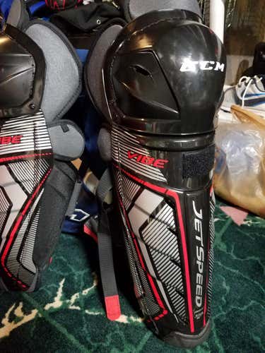 New CCM Jetspeed Vibe Shin Pads Senior