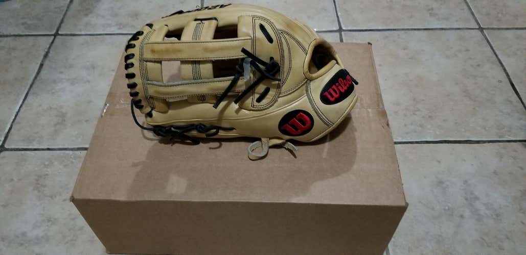 Wilson Glove Adult