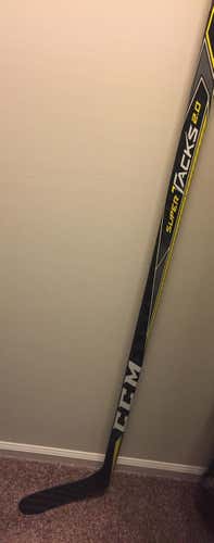 New Prostock CCM Super Tacks 2.0 Stick Stick Right