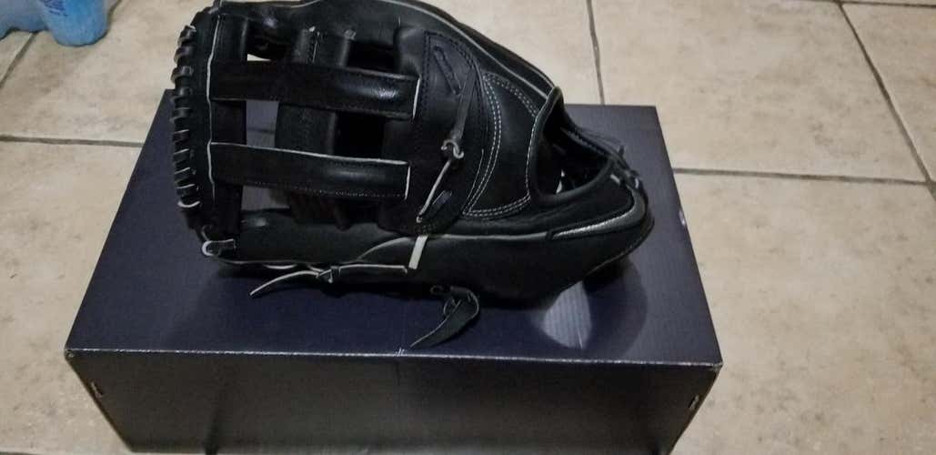 Nike Sha/do Edge Glove Adult