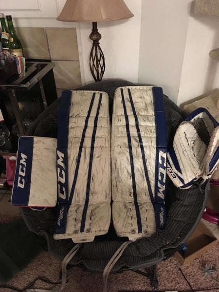 CCM Extreme Flex II 760 33+2 Leg Pads