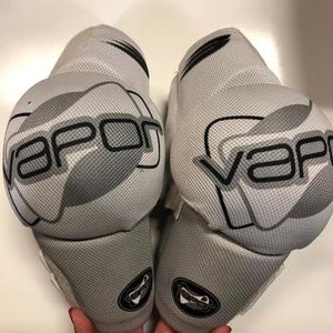 NEW Bauer Vapor 8