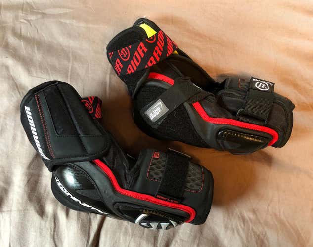 Like New Warrior Elbow Pads Large