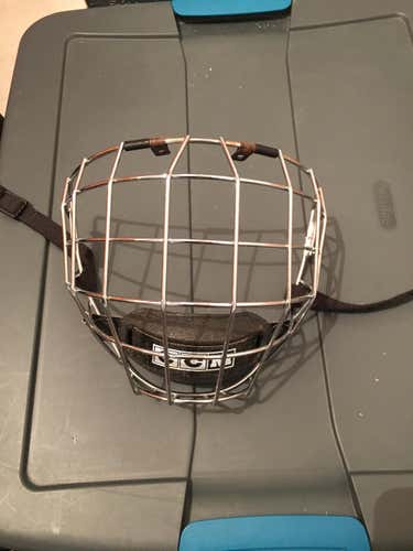 CCM Cage M