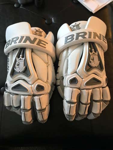 All White Brine King V Gloves Barely Used