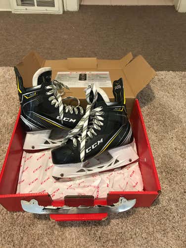 Ccm As1 Skates With Hyperglide Steel 8d