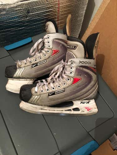 Bauer Vapor XXXX pro stock skates size 7.5