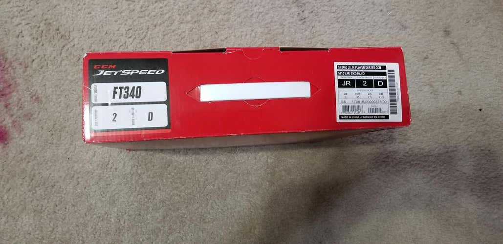New CCM JetSpeed FT340 Skates Junior Size 2