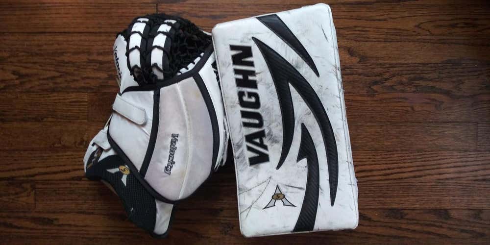 Vaughn Goalie Glove & Blocker Full Right Intermediate Large