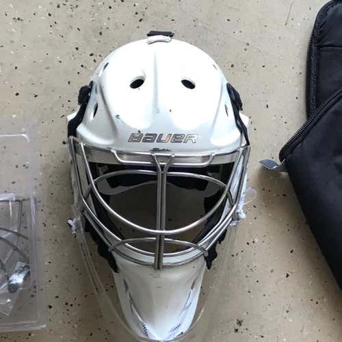 Bauer NME8 Goalie Helmet Sr. Large