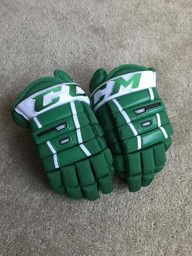 New CCM HG4PC Gloves Senior Toronto st pats