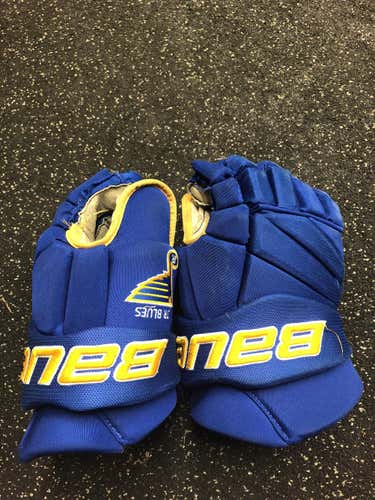 St. Louis jr blues gloves!